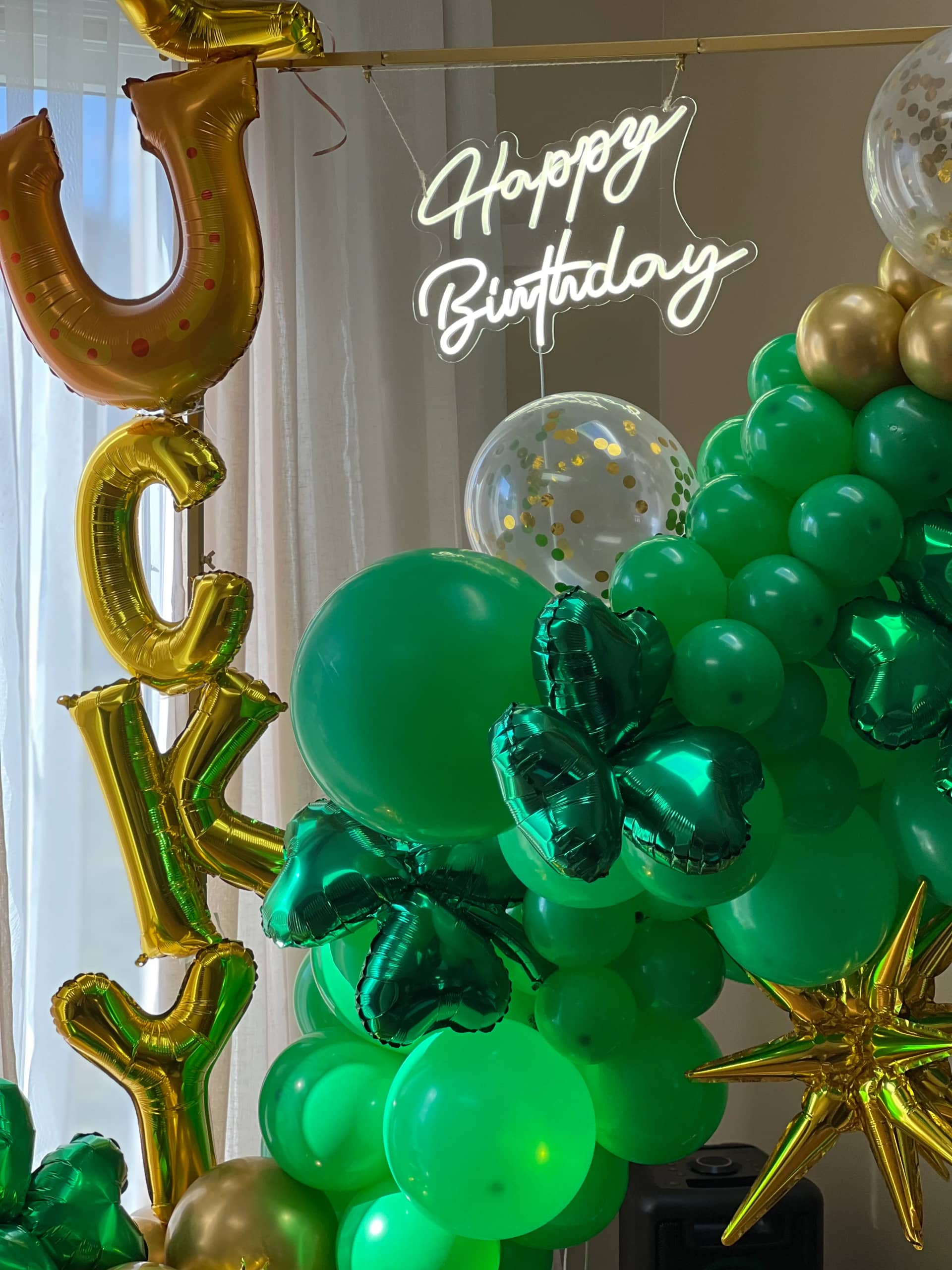 Decorations & Balloons - Image 1