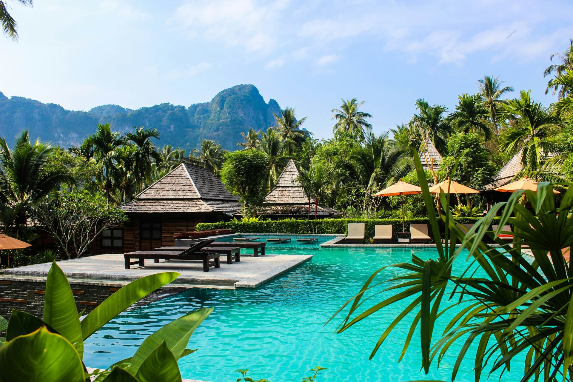 Romantic retreat property with beautiful grounds