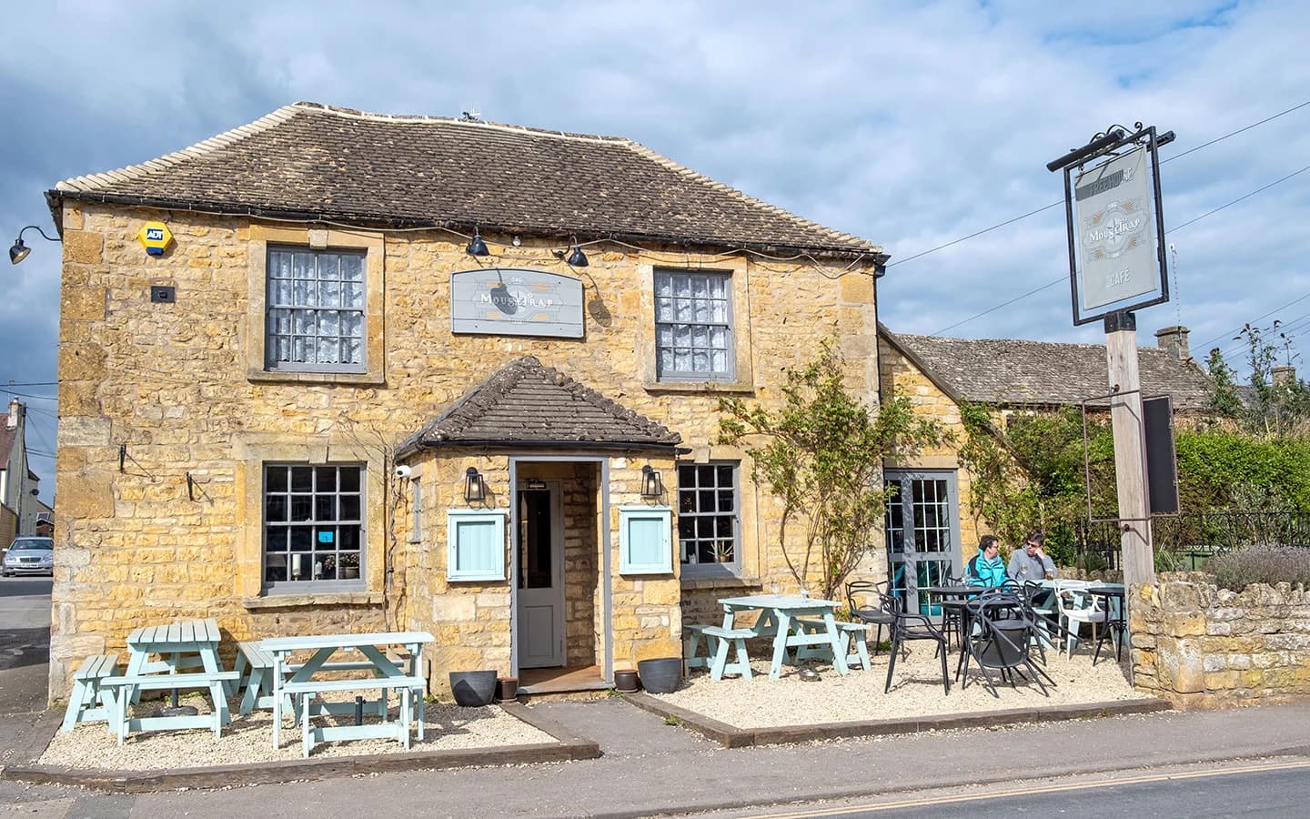 Bourton-on-the-Water Pubs
