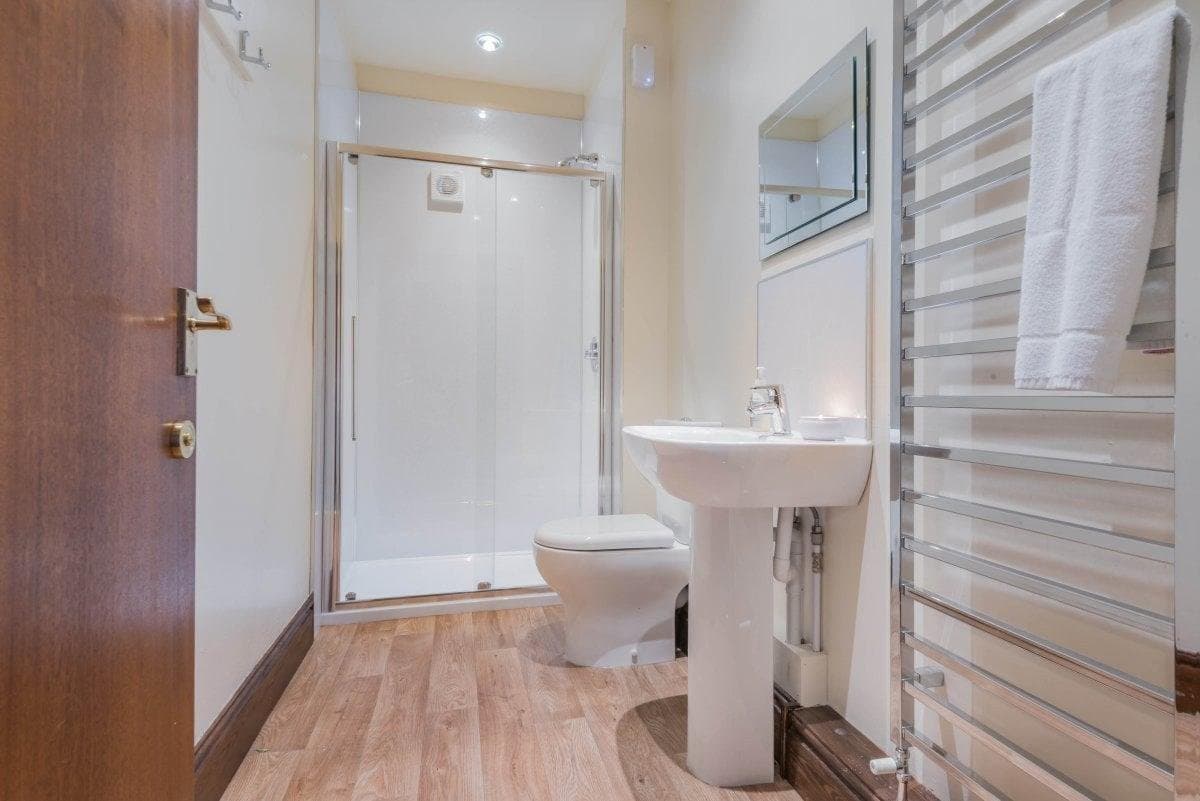 The Big White House — kitchen and dining area, Tallentire