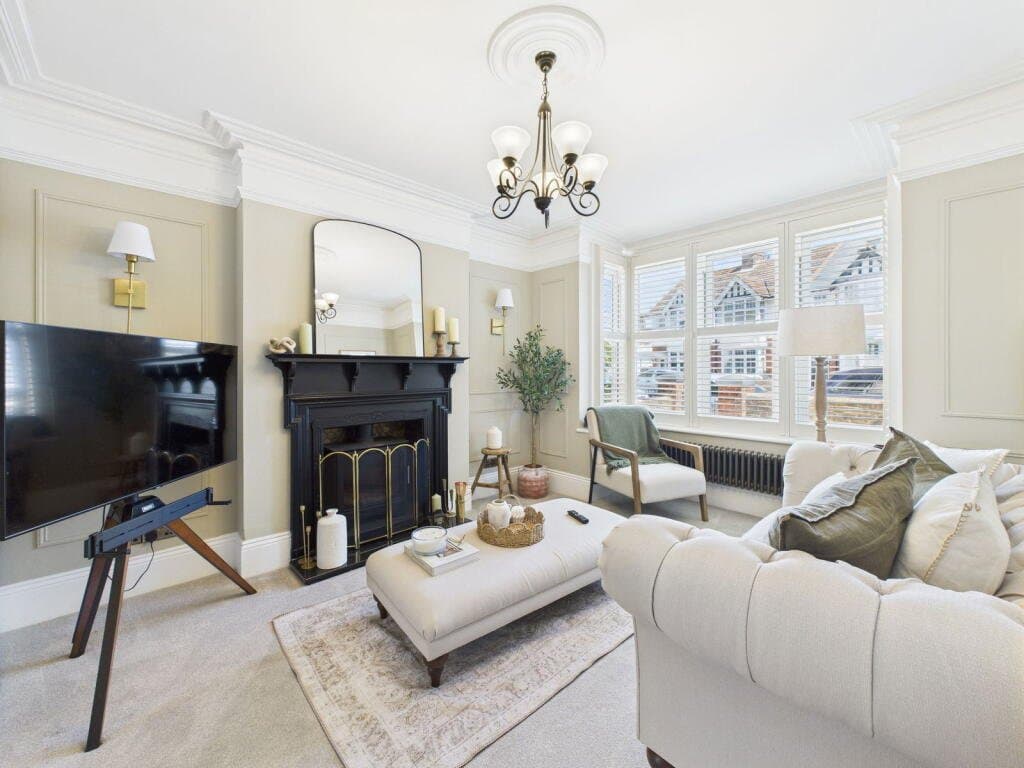 Highfield House — living room, Worthing