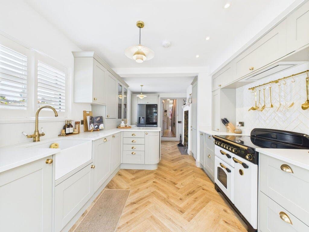 Highfield House — master bedroom, Worthing