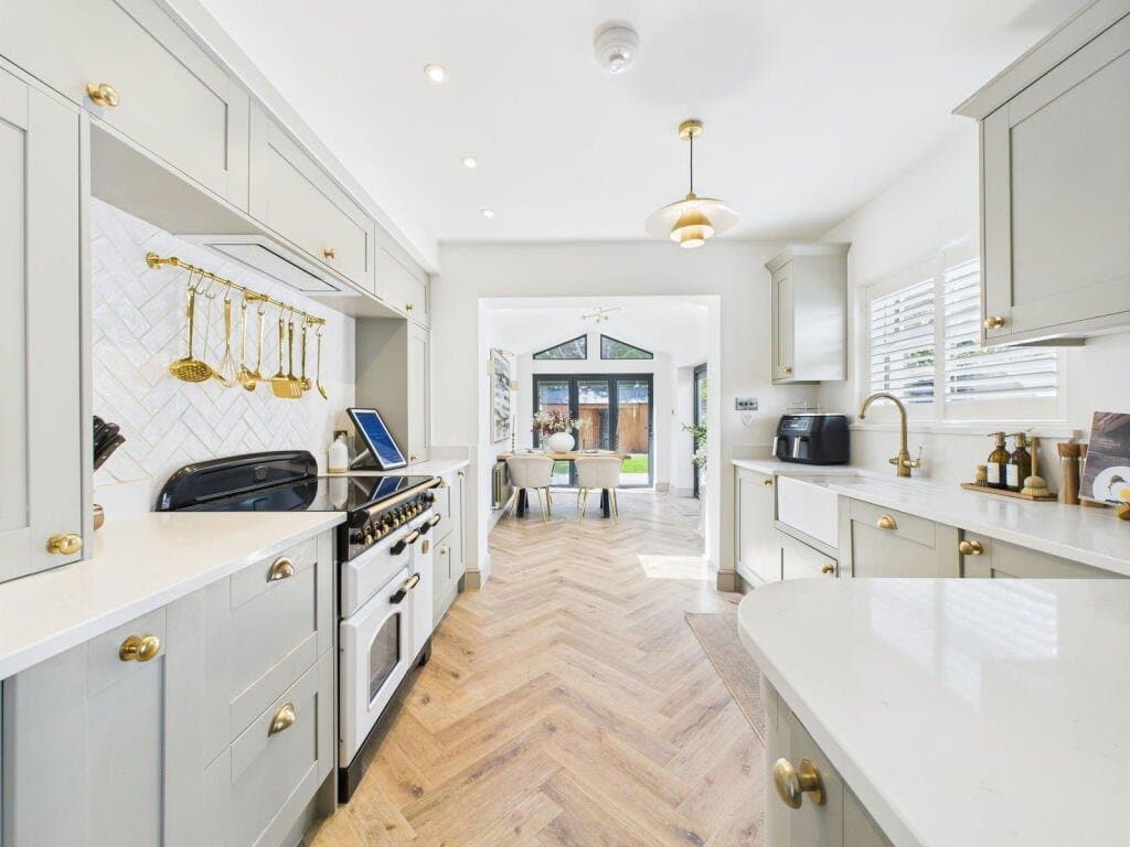 Highfield House — bedroom, Worthing