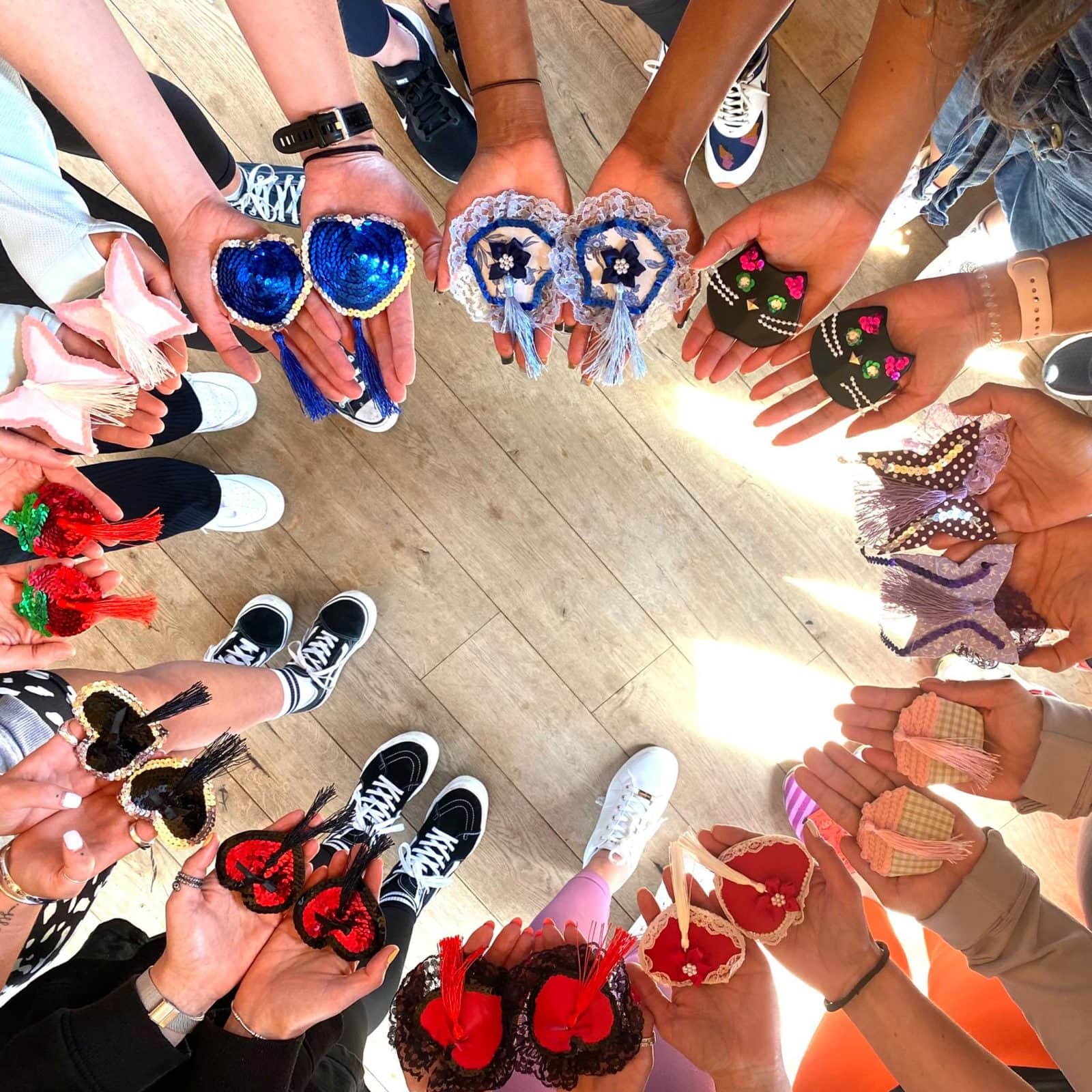 Nipple Tassels Workshop – group experience for your holiday house stay