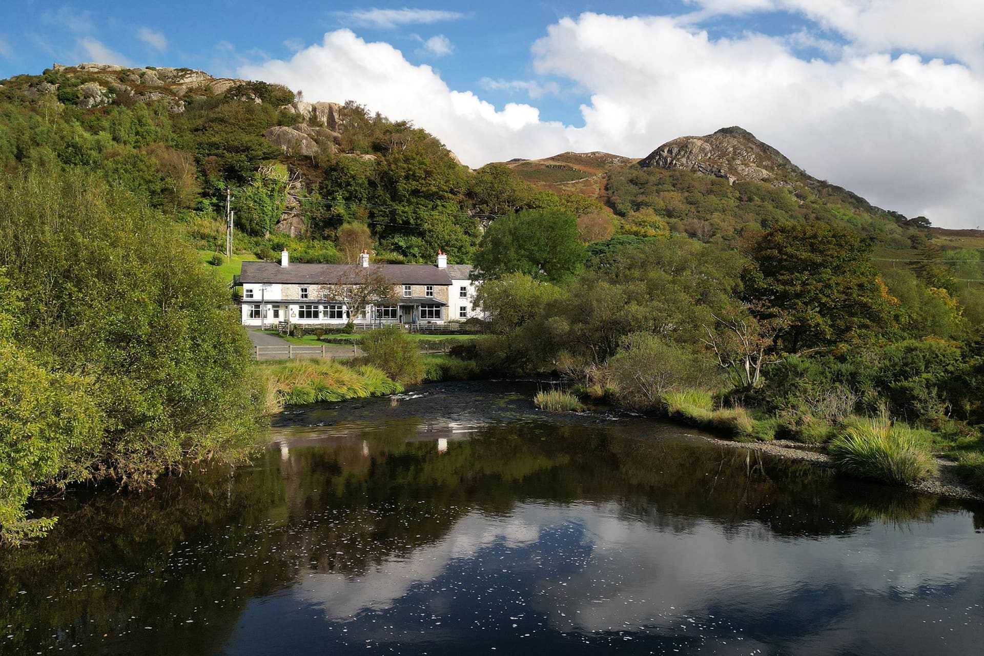The Bryn at Capel — group accommodation in Capel Curig