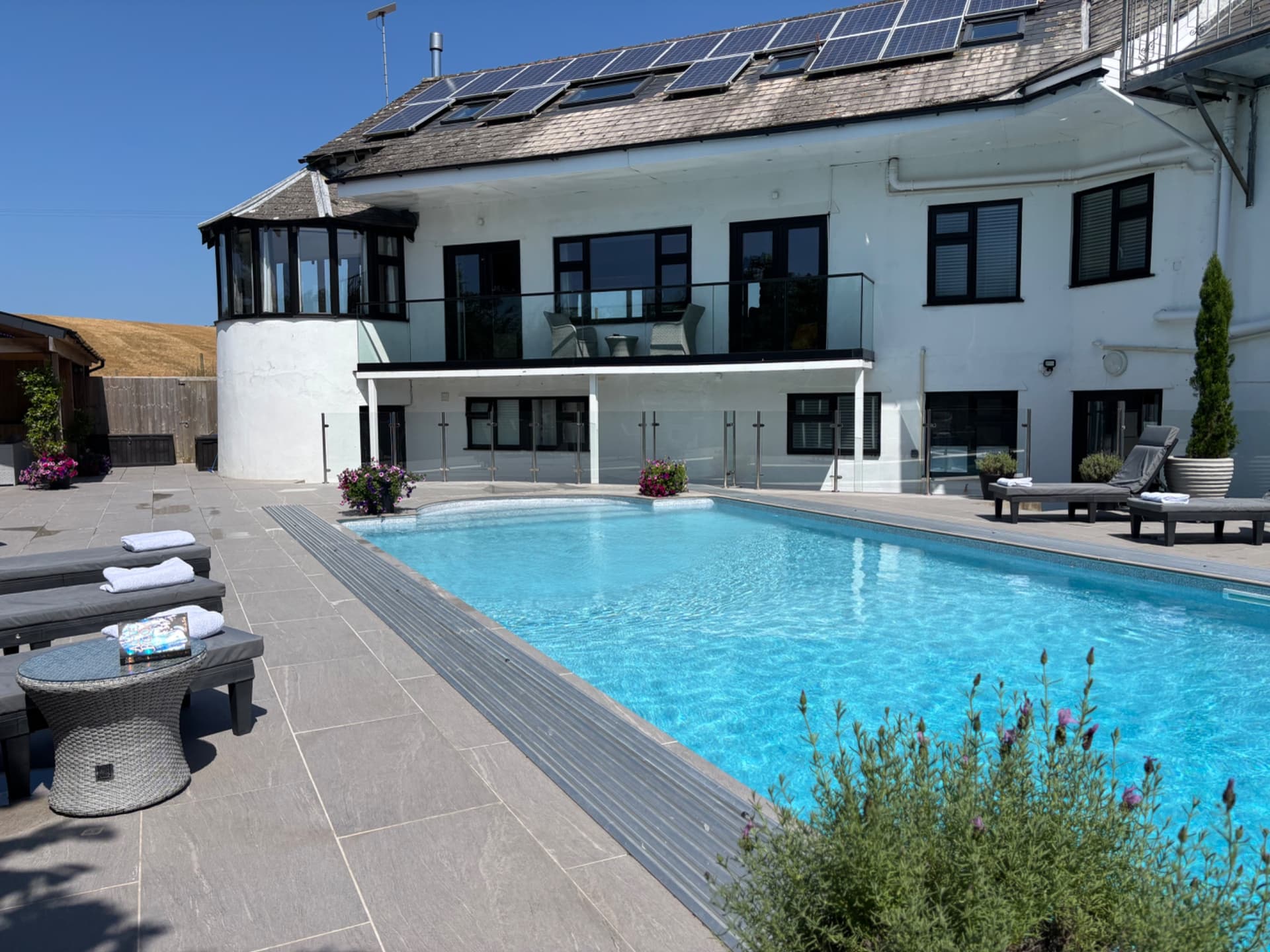 Trebrowen — Private heated pool, all weather enclosure, all year round.