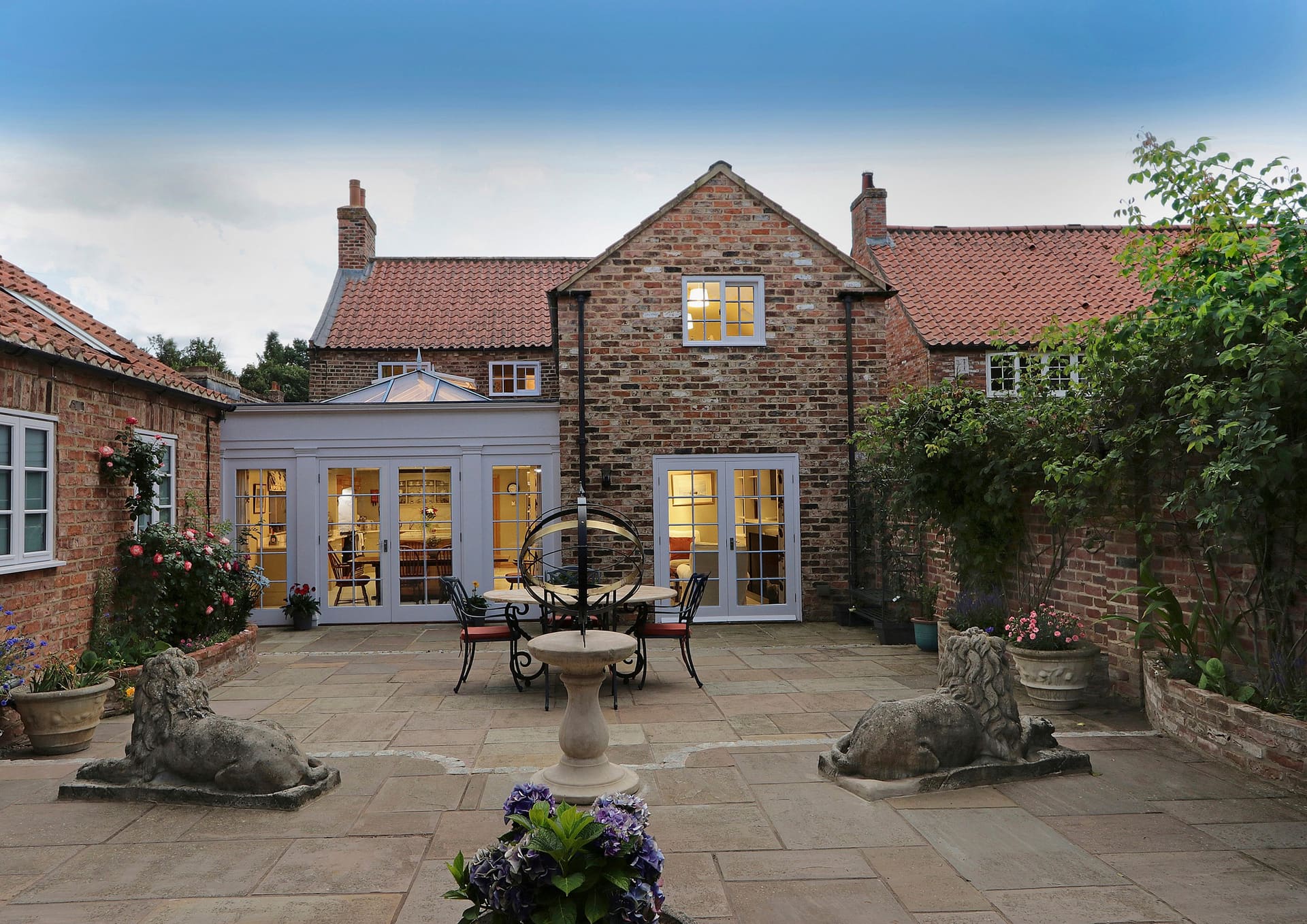 Pear Tree House — group accommodation in Sutton-on-the-Forest