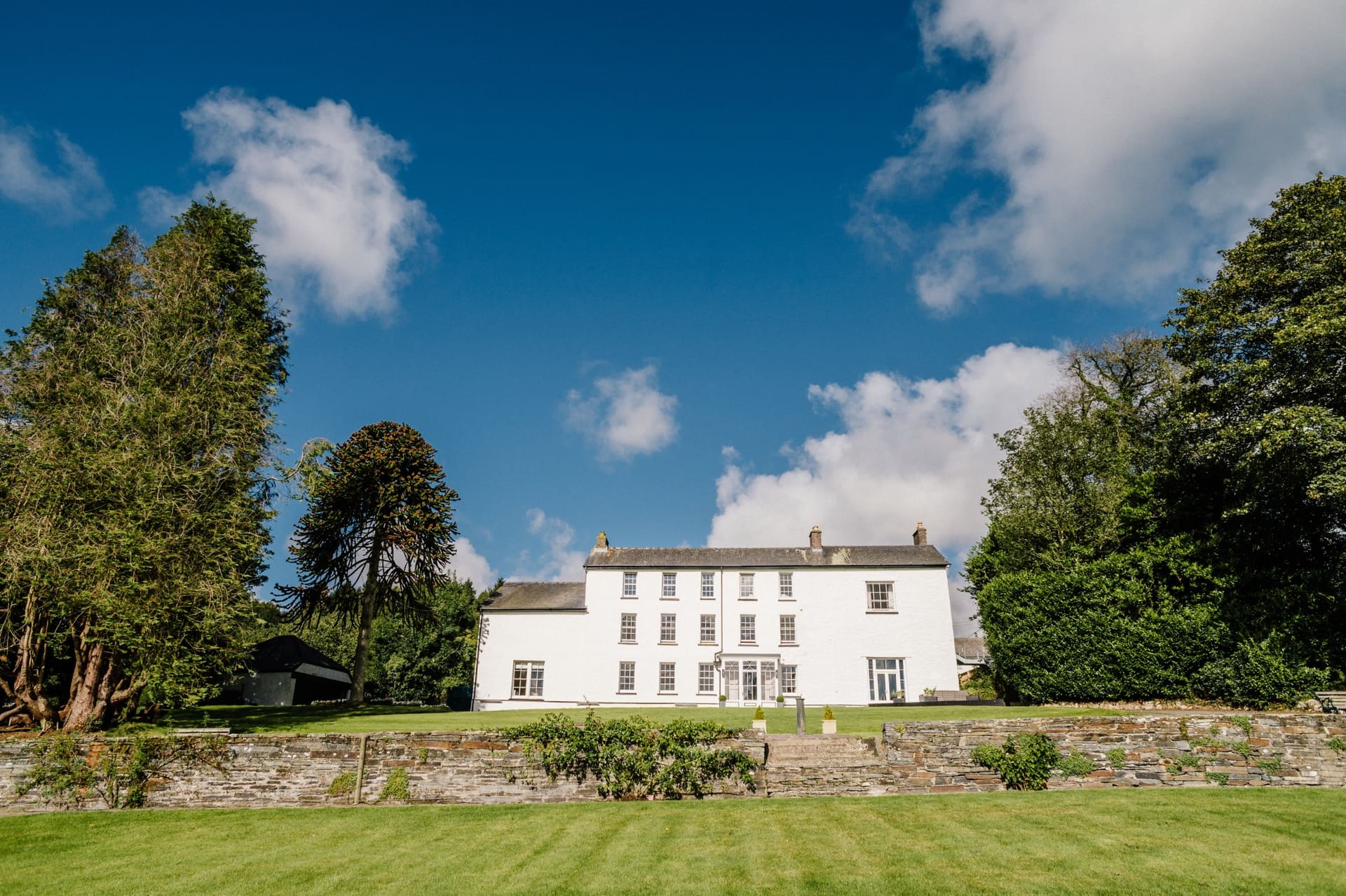 Plas Pantyderi Manor — group accommodation in Newport (Pembrokeshire)