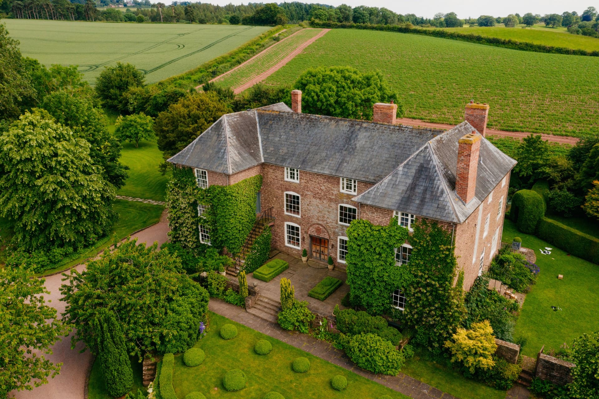Dewsall Court — group accommodation in Callow