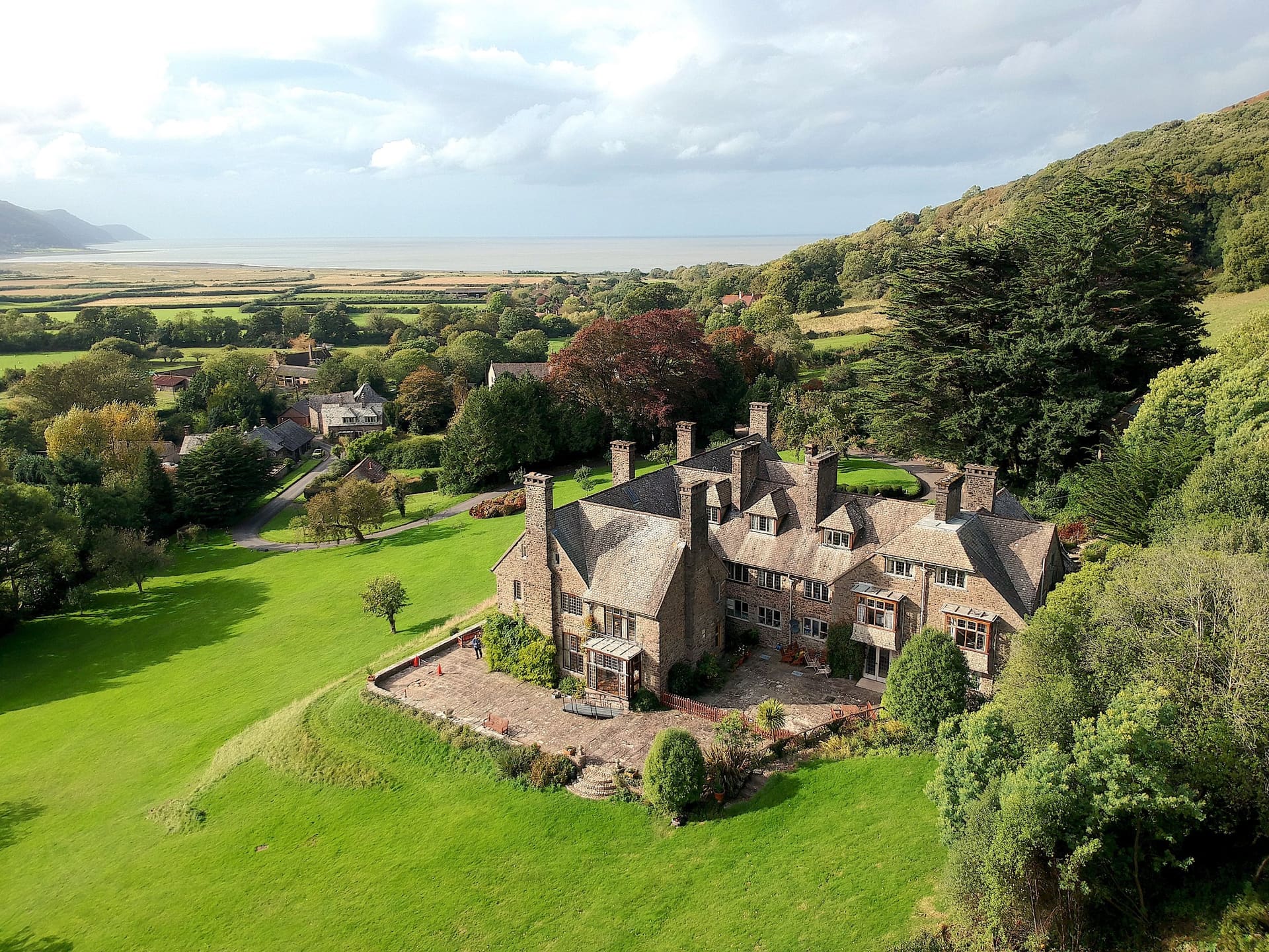 Bossington Hall — group accommodation in Minehead, Somerset