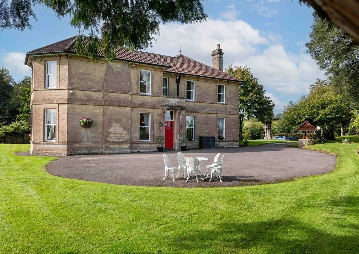 Cholwell Hall — group accommodation in Temple Cloud, Somerset